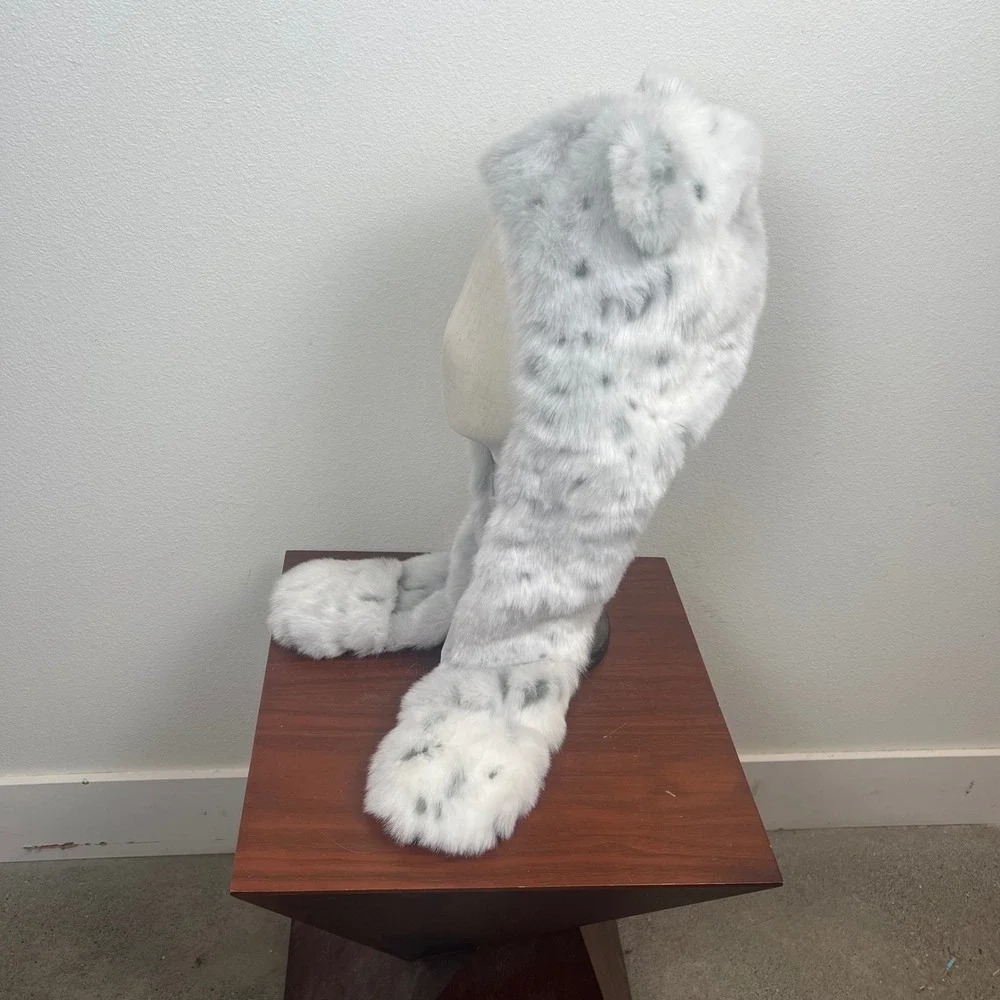 RH Baby & Child Kids Snow Leopard Faux Fur Trapper Hat with Mittens S/M 2-4Y